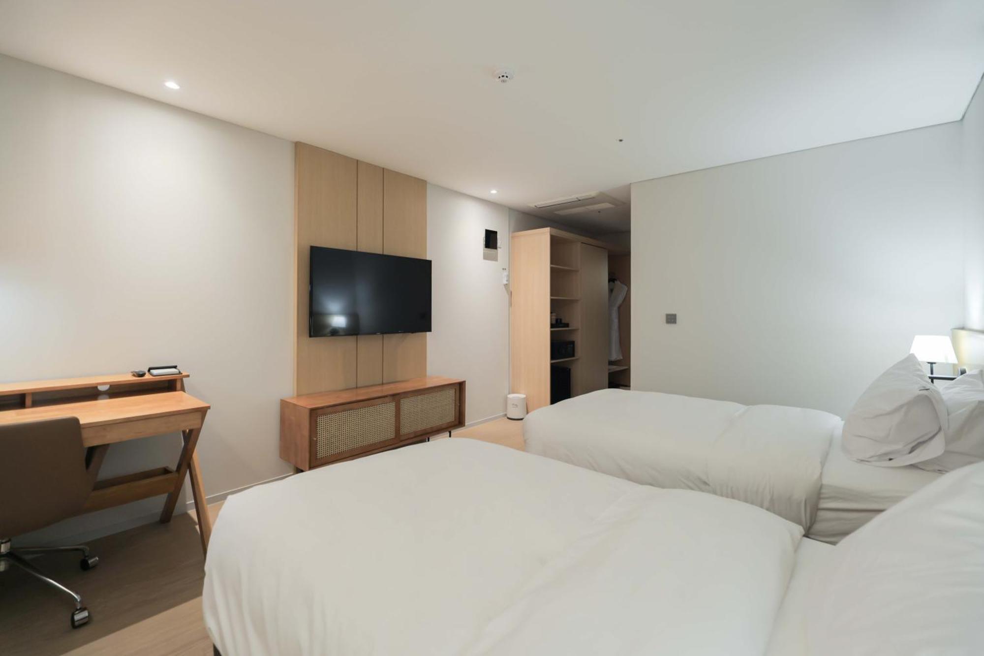 Aank Hotel Incheon Guwol Exteriör bild